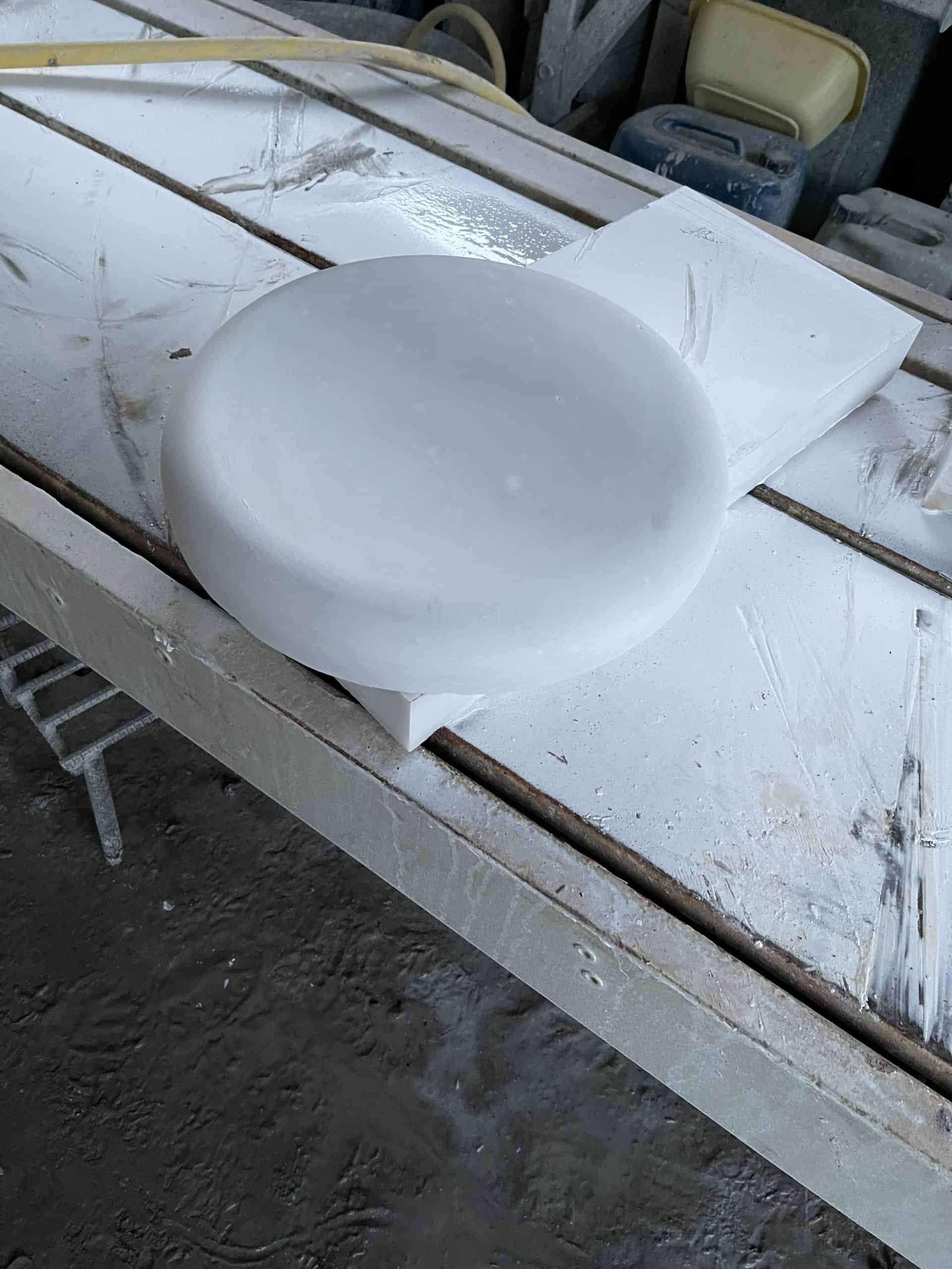 socle pour statue en marbre blanc carrare